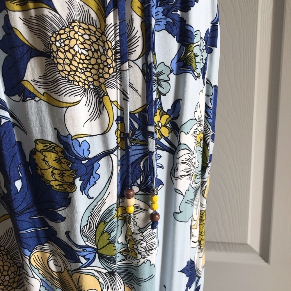 Boho Floral Maxi Dress 💙💛 - Picture 7 of 8